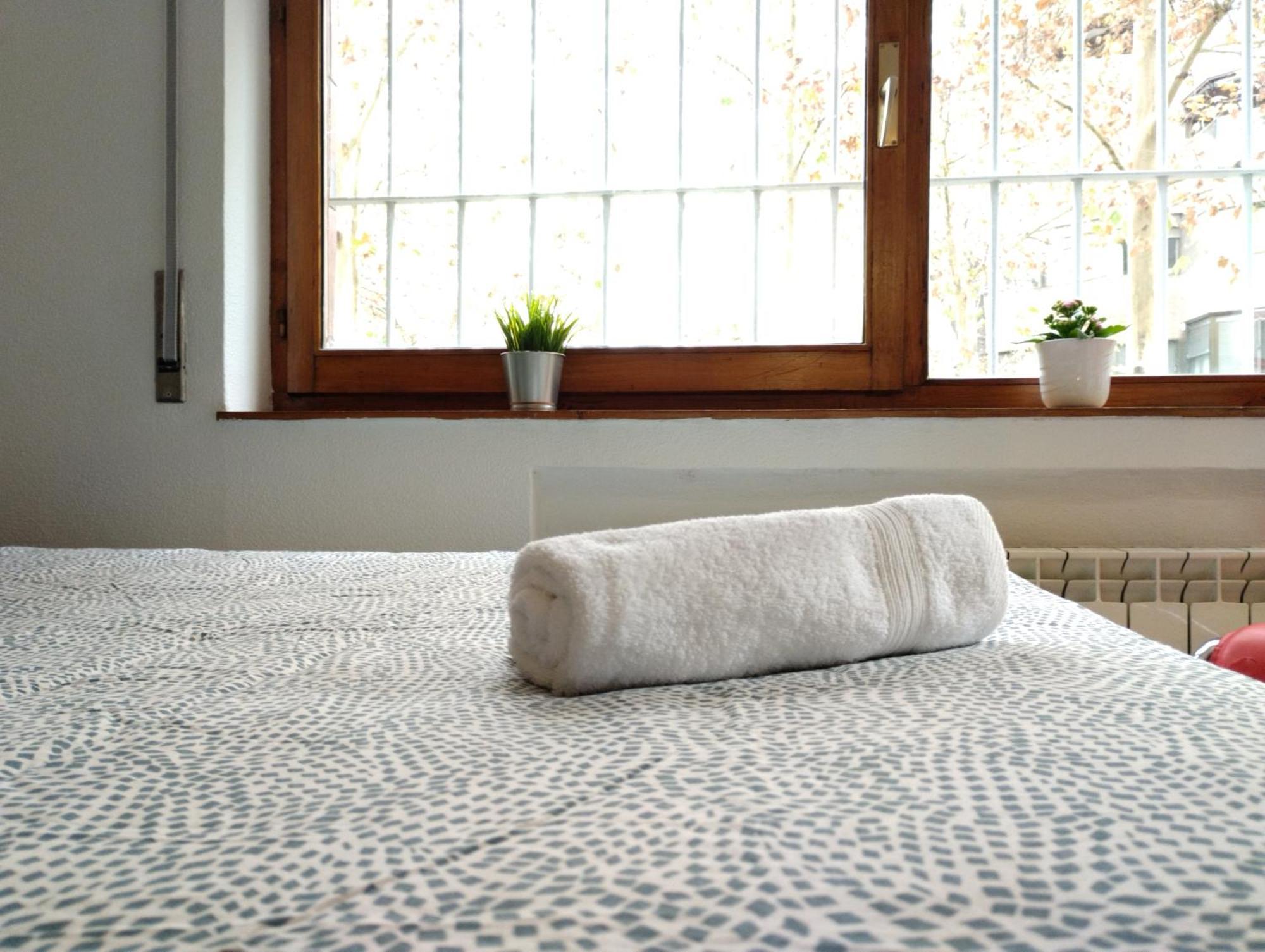 Habitacion Confort En Chamartin 马德里 外观 照片