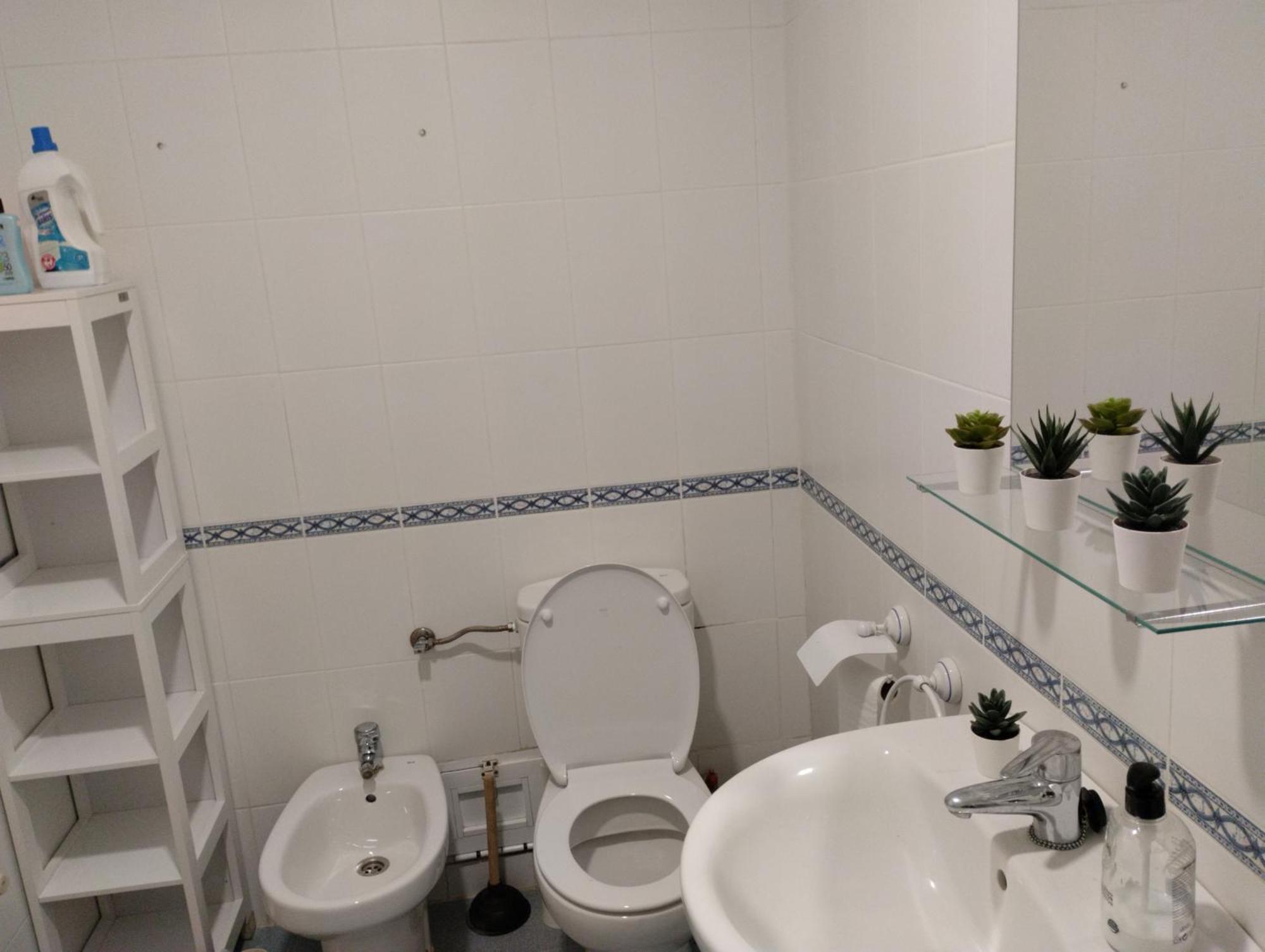Habitacion Confort En Chamartin 马德里 外观 照片